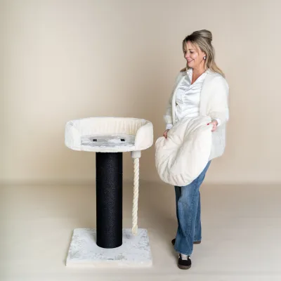 Cat Tree for Large Cats 120 cm – RHR Quality Chartreux Blackline Crème